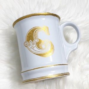 Williams & Sonoma monograms C mug